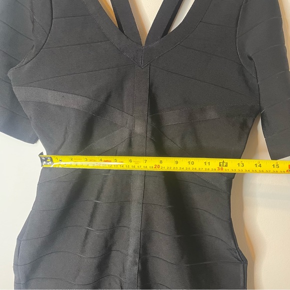 VENUS Chic Black Bodycon Mini Dress - Picture 5 of 13